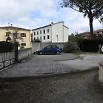 Trilocale Giglio - Zona Mare Con Terrazza, Clima E Posto Auto *