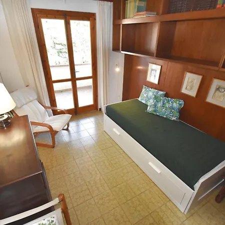 Apartamento Trilocale Giglio - Zona Mare Con Terrazza, Clima E Posto Auto Marina di Campo