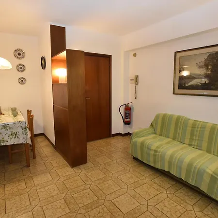 Trilocale Giglio - Zona Mare Con Terrazza, Clima E Posto Auto * 坎普码港