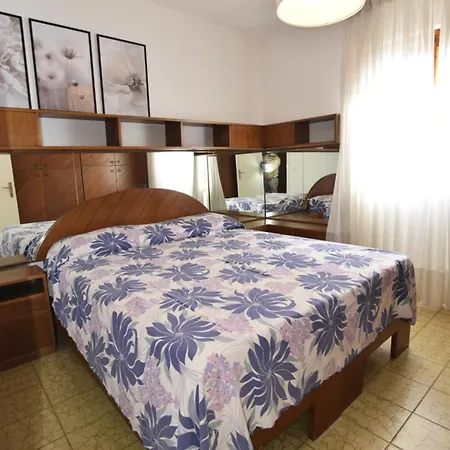 Trilocale Giglio - Zona Mare Con Terrazza, Clima E Posto Auto 坎普码港